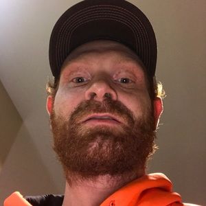 Meet your Posher, Dustin